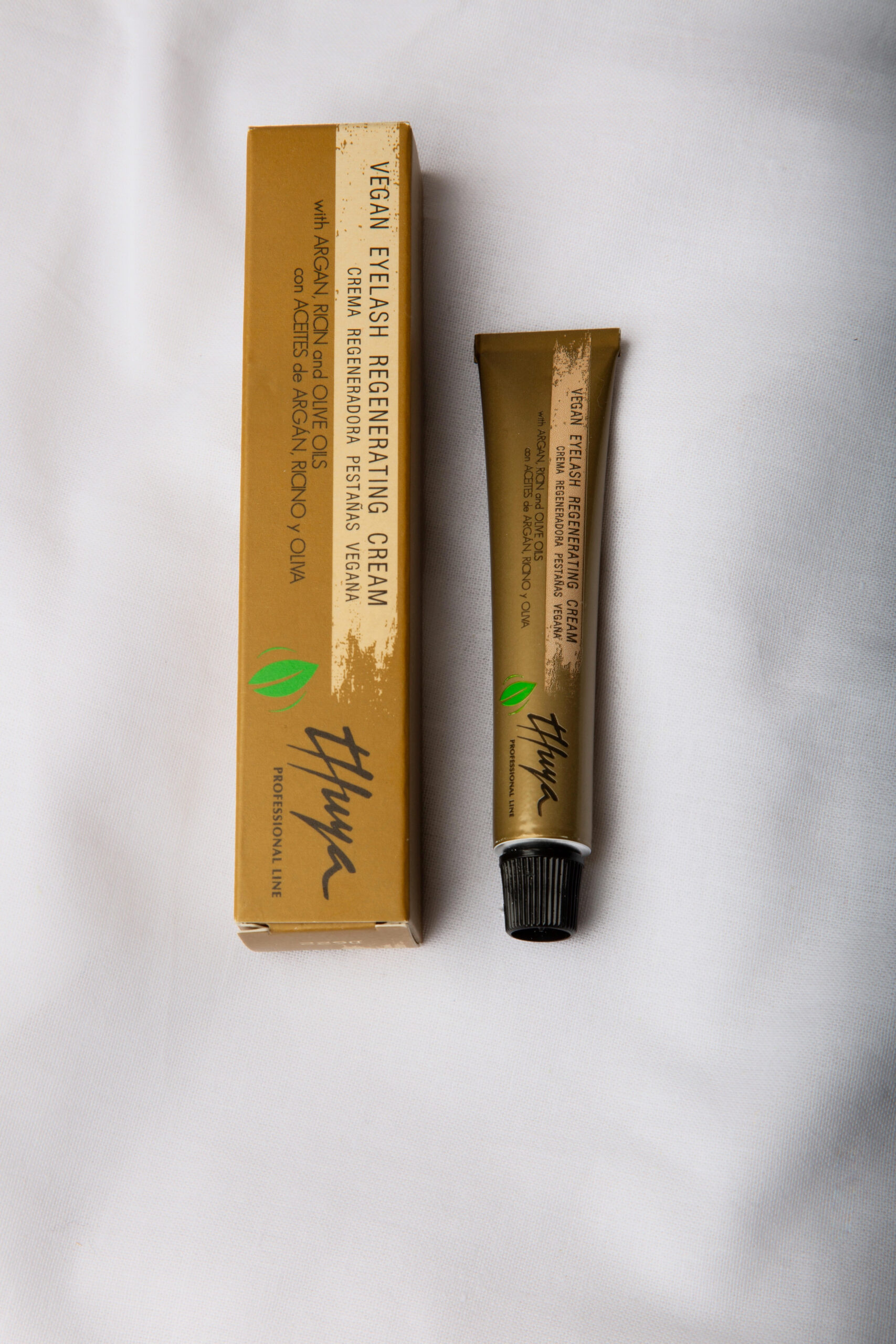 Regenerating-Thuya-kur-browlamination-bryn-conditioner